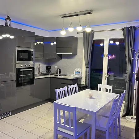 Kings Near Disneyland Reserved Only For Family With Kids Saint-Germain-sur-Morin